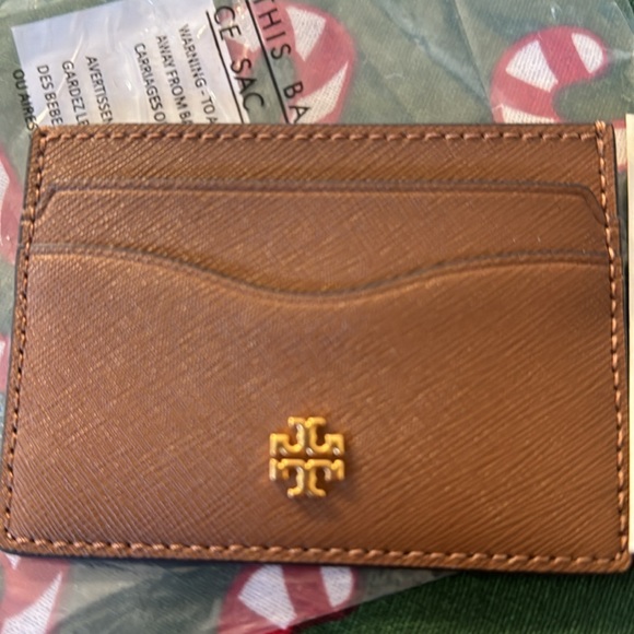 Used a handful of times Tory Burch Card Holder - Picture 2 of 3
